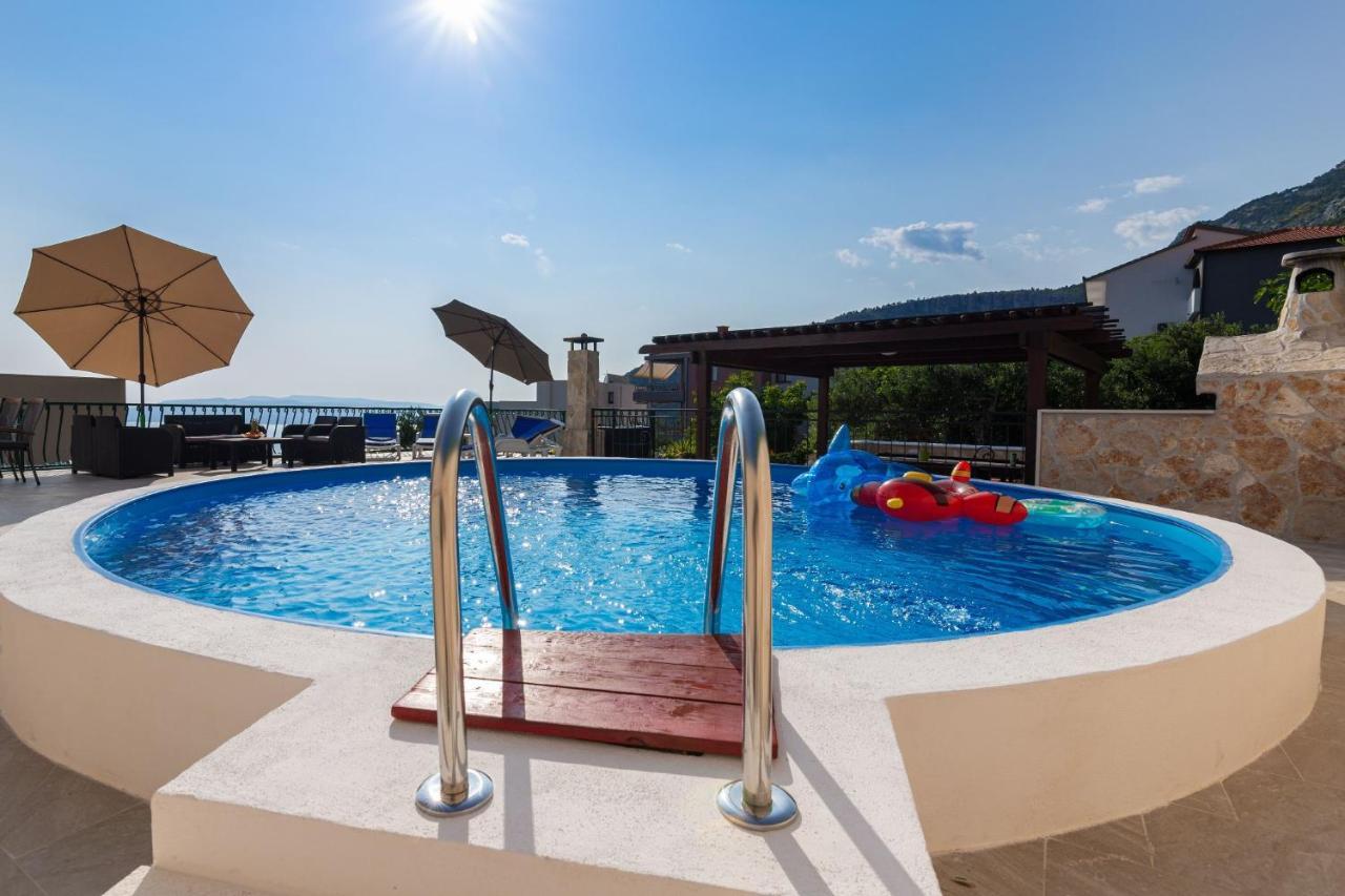 מאקרסקה Navis Sea View Apartment With Pool מראה חיצוני תמונה