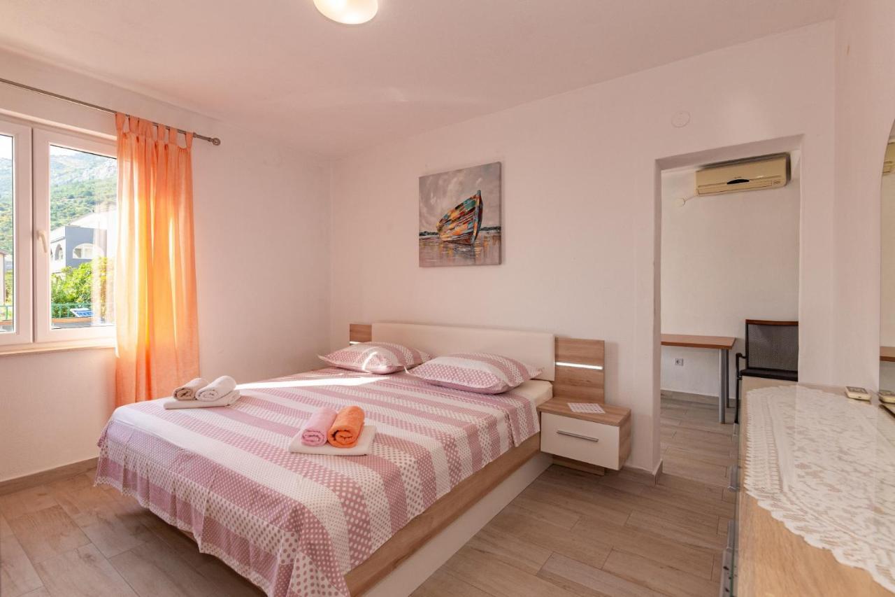 מאקרסקה Navis Sea View Apartment With Pool מראה חיצוני תמונה