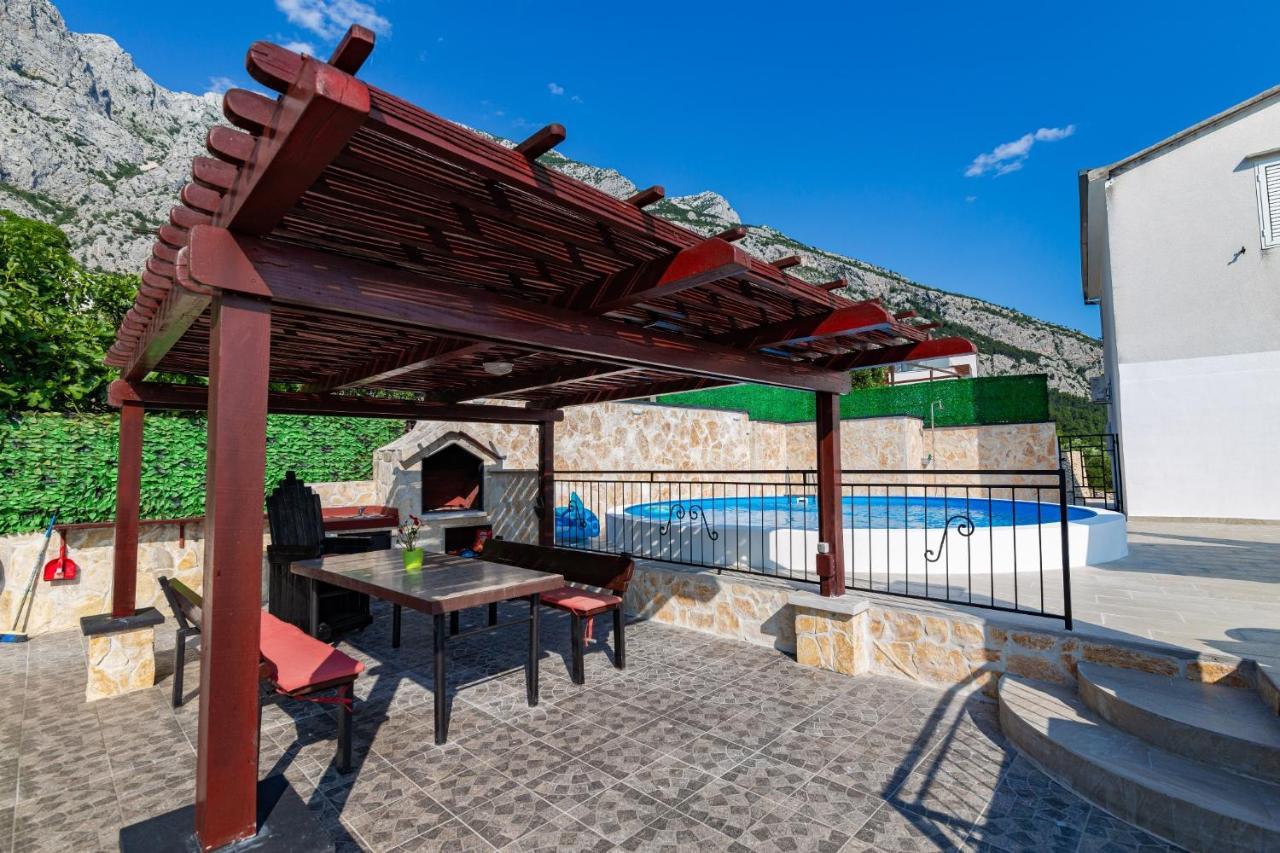 מאקרסקה Navis Sea View Apartment With Pool מראה חיצוני תמונה