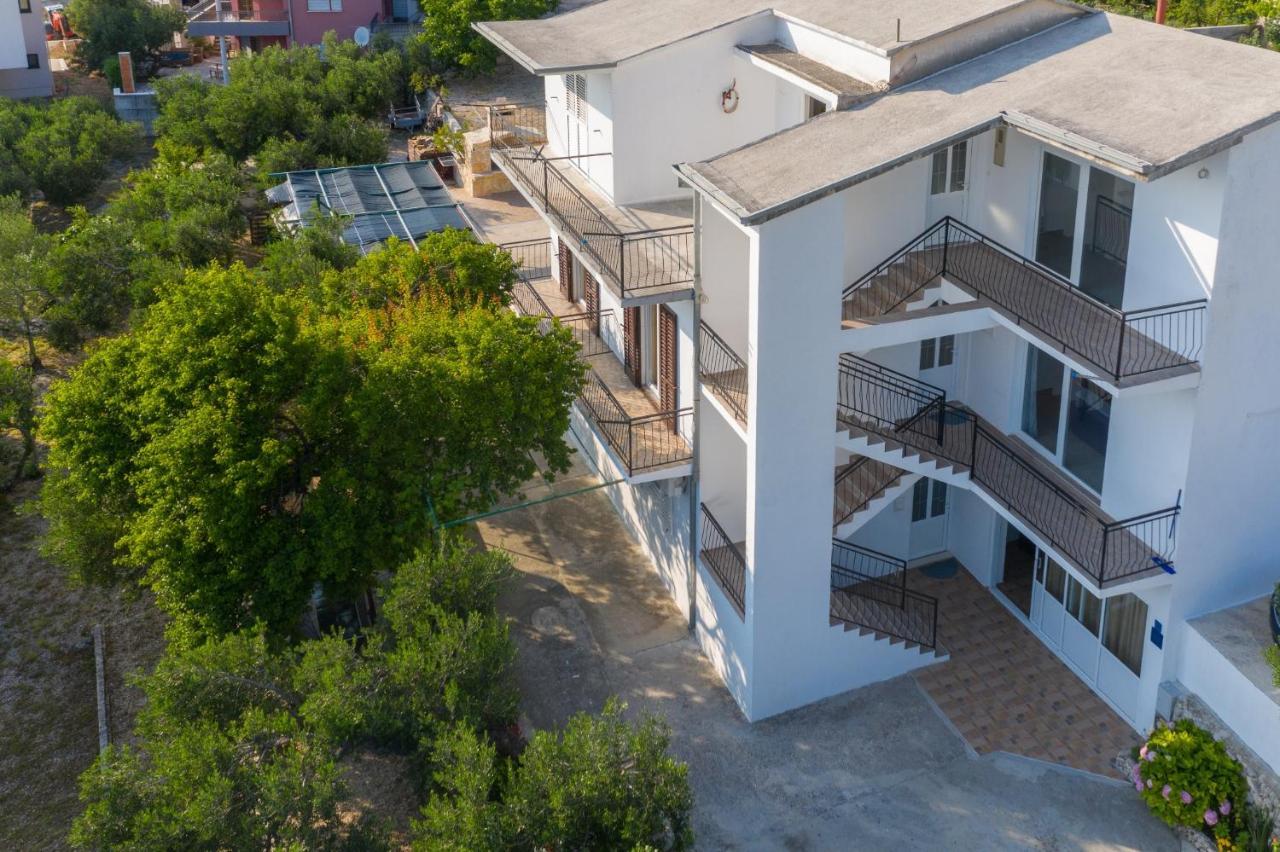מאקרסקה Navis Sea View Apartment With Pool מראה חיצוני תמונה
